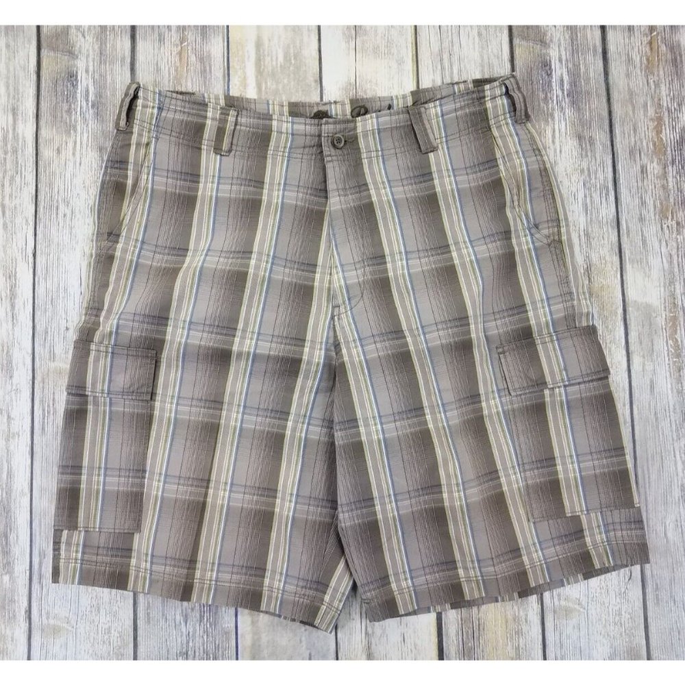 Tommy Bahama Cargo Shorts Mens 36 Plaid Flat Front Casual Marlin Hawaiian